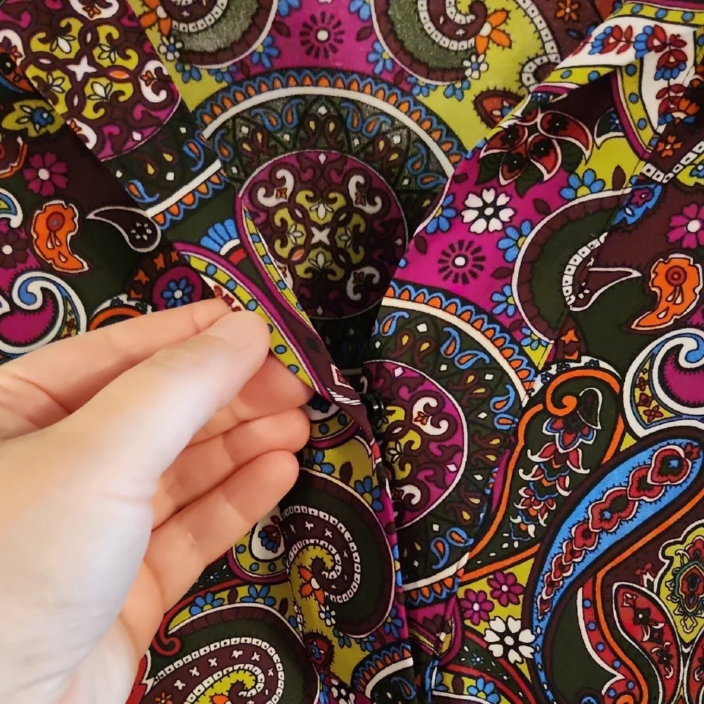 Zac & Rachel Red Graphic Relaxed Blouse - Picture 6 of 8